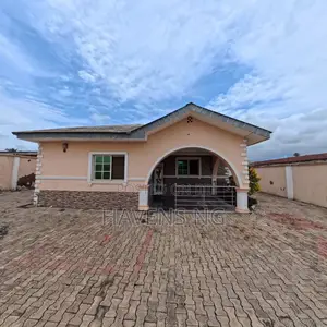 4bdrm Bungalow in Abeokuta South for sale