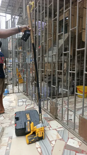 Cordless Concrete Vibrator Kit Modeled After Dewalt