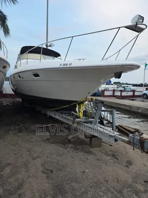 Foreign Used 20-Seater Sea Ray Sundancer Boat