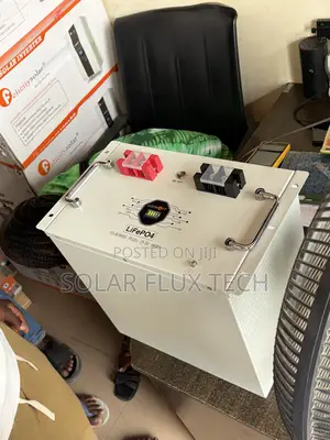 Luxwatt 6kwh 25.6v Lithium Ion Battery