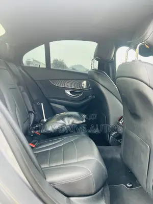 Mercedes-Benz C400 4Matic AWD Sedan (3.0L V6 7A) 2015 Gray