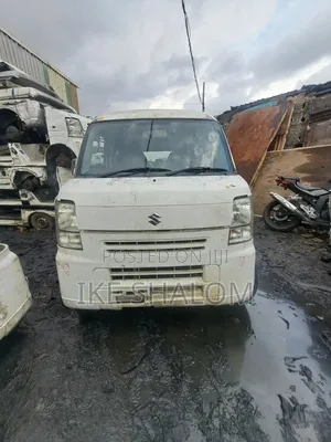Suzuki Every 2012 White