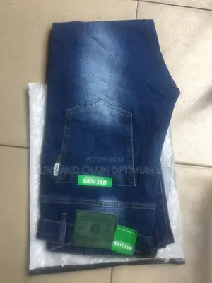 Fashion Navy Blue Dirty Jeans – Trendy Distressed Denim for Men/Women