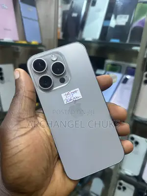 Apple iPhone 15 Pro 256 GB