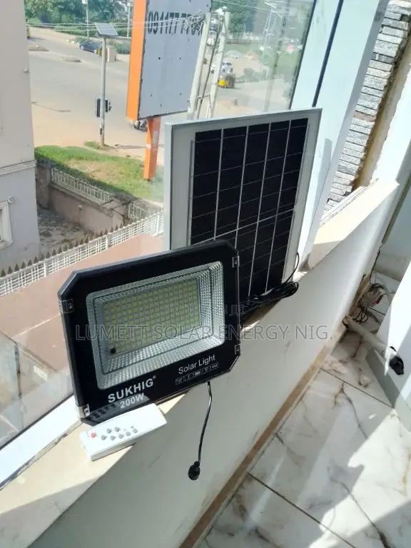 Sukhig 200w Solar Street Light Motion Sensor Battery Distributors