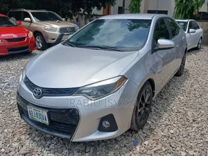 Toyota Corolla 2014 Silver