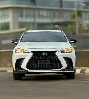 Lexus NX 2022 White