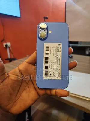New Apple iPhone 16 128 GB Blue