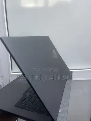 Laptop Asus ROG Strix G17 64GB AMD Ryzen 9 SSD 1T