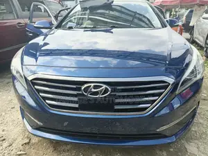 Hyundai Sonata Limited Sedan FWD (2.4L 4cyl 6A) 2017 Blue