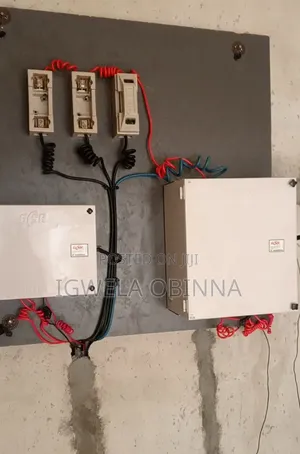 Professional Electrician for House Wiring, Trouble Shooting Andpiping