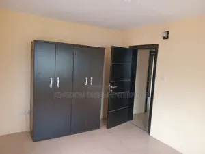 3bdrm Block of Flats in Oyediran Estate Sabo for rent