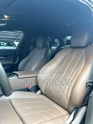 BMW 520i 2025 Black