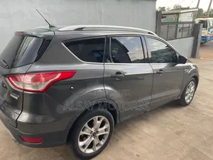 Ford Escape Titanium 4dr SUV (1.6L 4cyl Turbo 6A) 2015 Gray