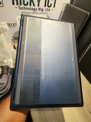 Laptop HP OmniBook X Flip 14" 16GB Intel Core i5 SSD 512GB