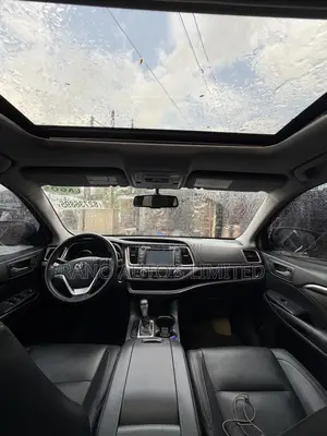 Toyota Highlander Limited 4dr SUV AWD (3.5L 6cyl 6A) 2015 Black