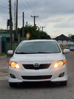 Toyota Corolla XRS 4dr Sedan (2.4L 4cyl 5A) 2010 White