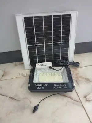 Sukhig 200w Solar Street Light Motion Sensor Lithium Battery Sales