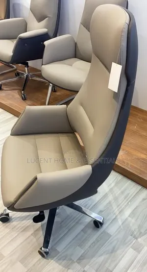 Luxury Dual-Tone Executive Leather Office Chair Brand New