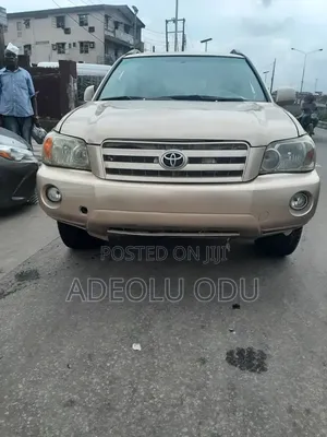Toyota Highlander 2006 Gold