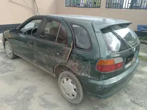 Nissan Almera 1999 Green