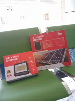 Sukhig 200w Solar Street Light Motion Sensor Lithium Battery Sellers