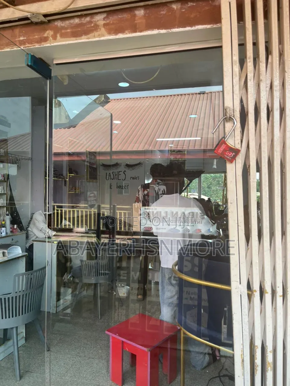 Commercial Shop