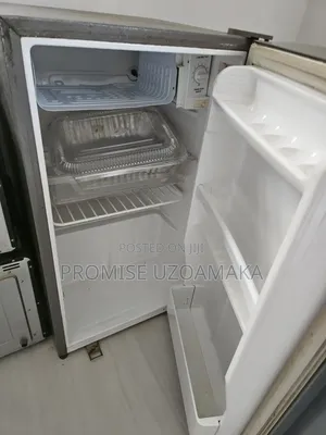 Fairly Used Lg Single-Door Compact Refrigerator (Bar/Bedside Fridge)