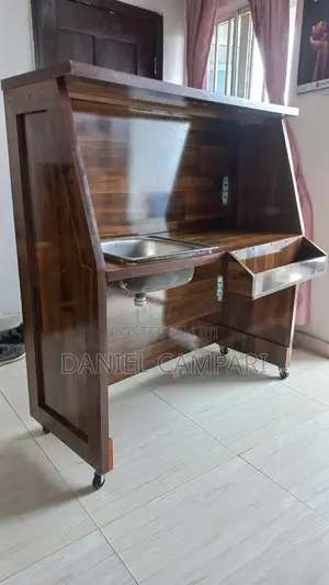 Movable Cocktail Bar With Sink