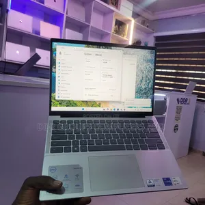 Laptop Dell Inspiron 14 5458 16GB Intel Core Ultra 7 SSD 256GB