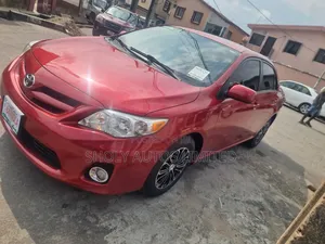 Toyota Corolla 2011 Red