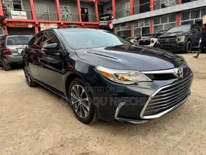 Toyota Avalon 2016