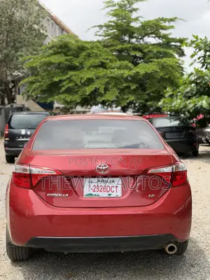 Toyota Corolla LE 4dr Sedan (1.8L 4cyl CVT) 2014 Red