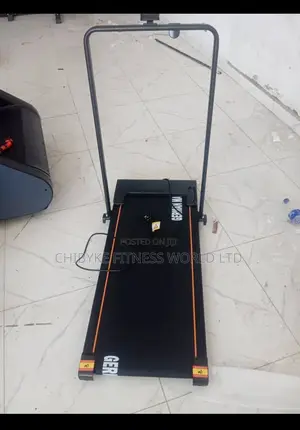 2.5hp Platform Treadmill With Auto Incline and Remote.