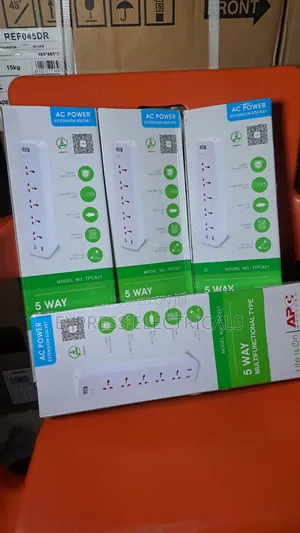 5-way Extension Socket + Usb + Surge Protection Tpc921