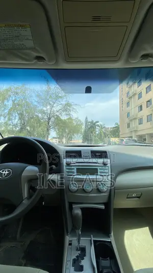 Toyota Camry 2009 White