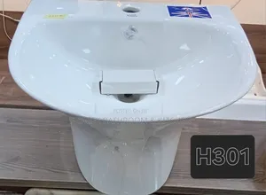 Luxury White Ceramic Pedestal Wash Hand Basin – Durable Elegant