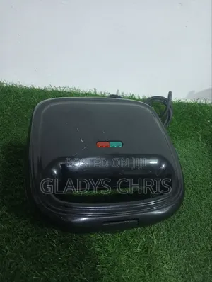 Toast Bread/ Toaster