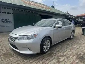 Lexus ES 350 FWD 2013 Silver