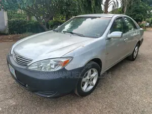 Toyota Camry 2004 Blue