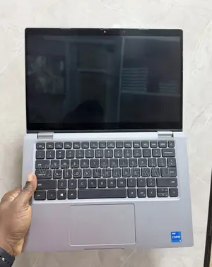 Laptop Dell Latitude 5320 16GB Intel Core i5 SSD 256GB