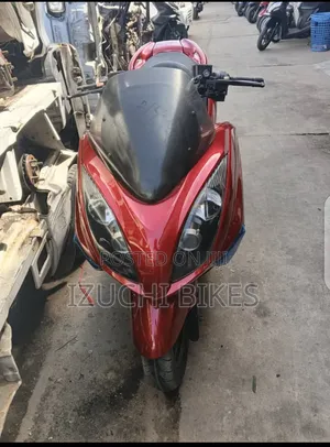 Yamaha Majesty 2016 Red