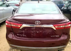 Toyota Avalon Limited (3.5L 6cyl 6A) 2018 Burgundy