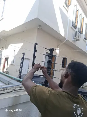Anti-Intrusion Electric Perimeter Fencing Installation