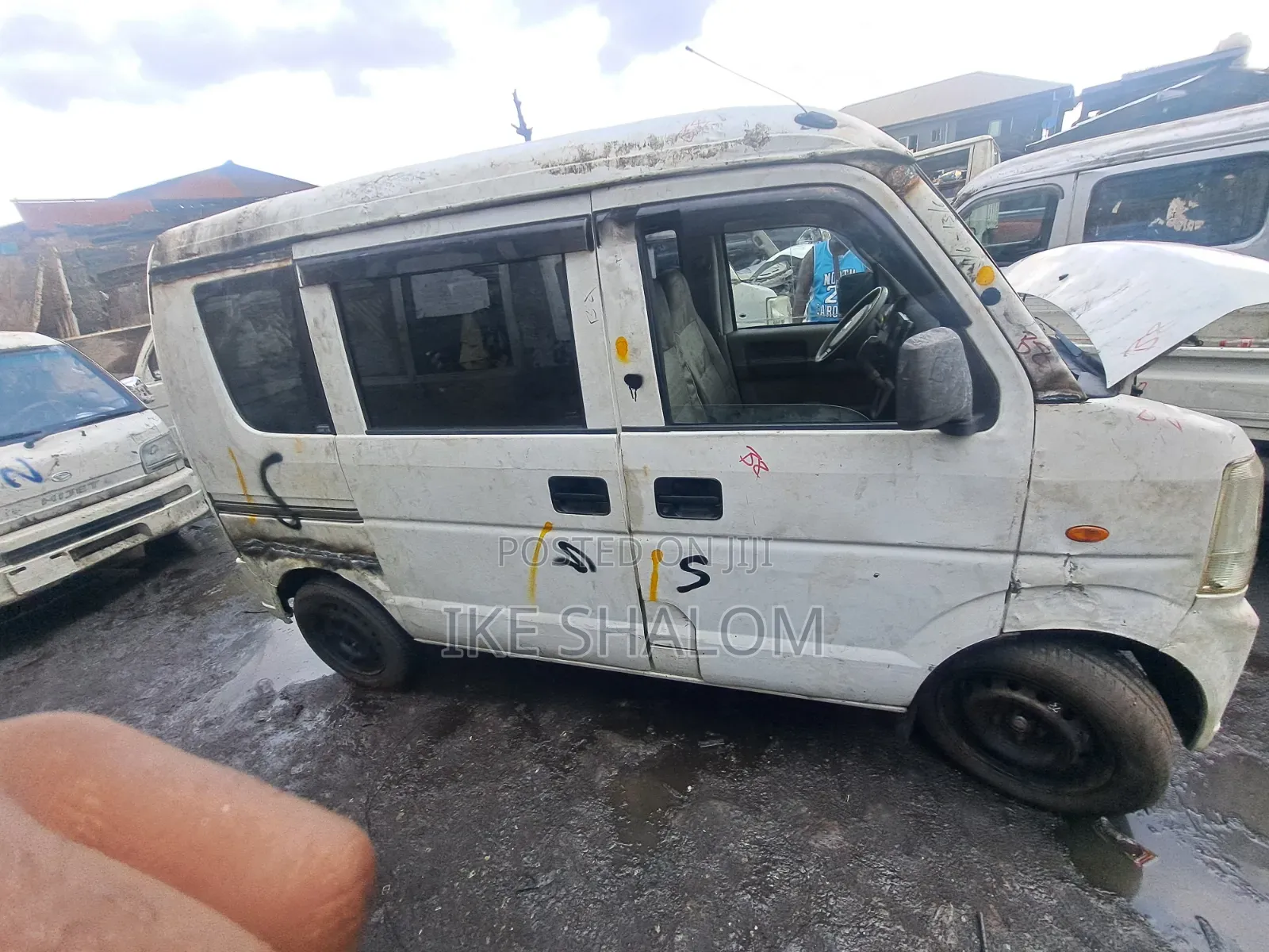 Suzuki Every 2012 White