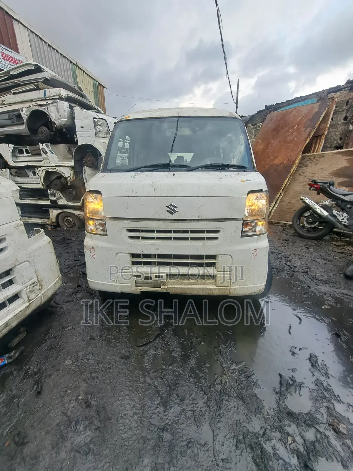 Suzuki Every 2012 White
