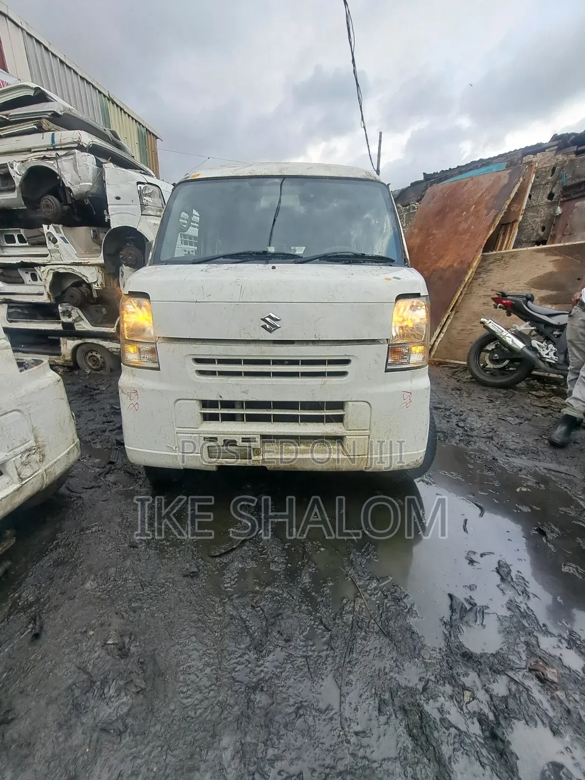 Suzuki Every 2012 White