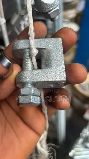 8mm × 100pcs G Clamp