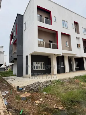 4bdrm Duplex in Kaura for sale