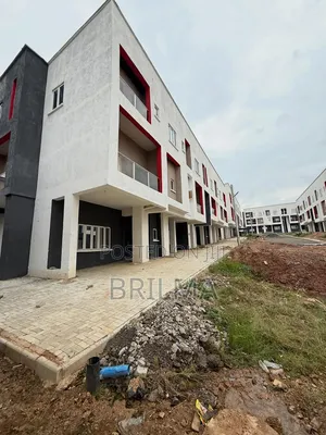 3bdrm Duplex in Kaura for sale